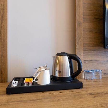 Rush Hotel Istanbul Bagian luar foto