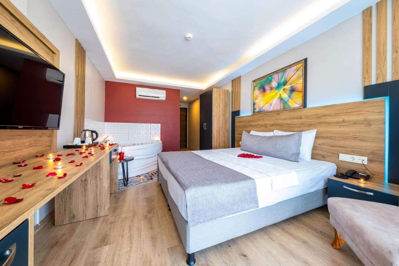 Rush Hotel Istanbul Bagian luar foto