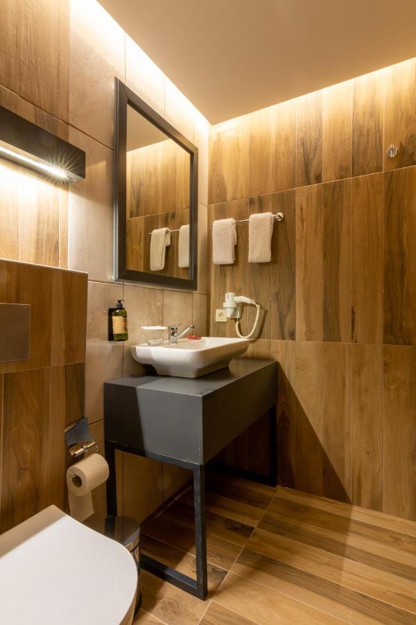 Rush Hotel Istanbul Bagian luar foto
