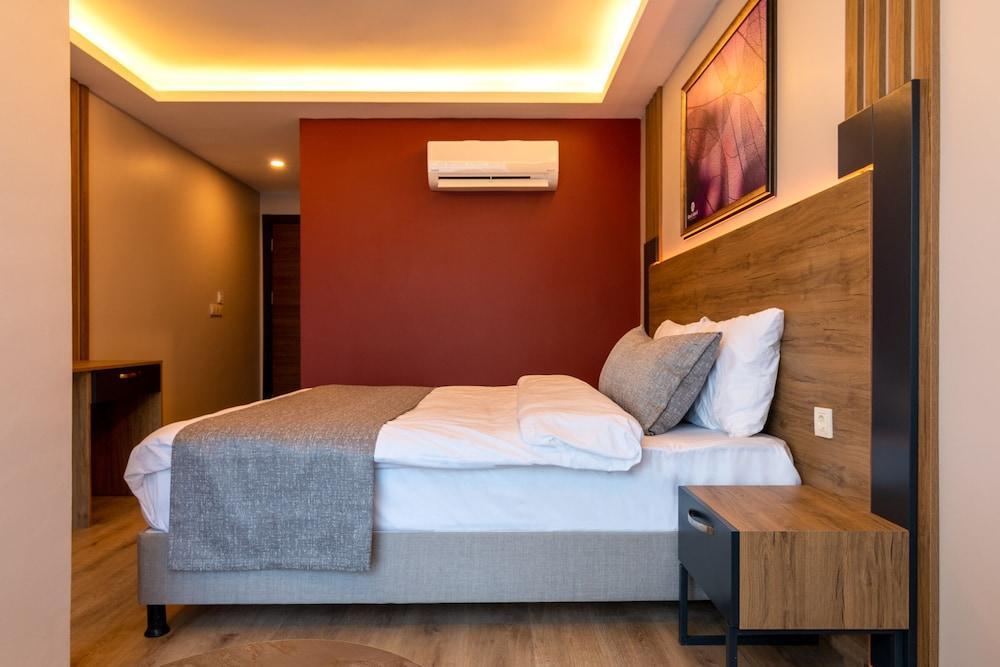 Rush Hotel Istanbul Bagian luar foto